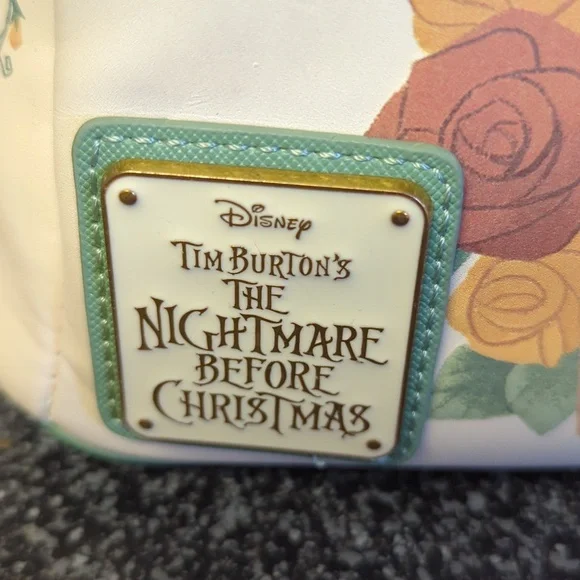 Loungefly Disney Tim Burton Nightmare Before Christmas Bag. - Picture 5 of 8